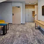 Ambre Hotel *